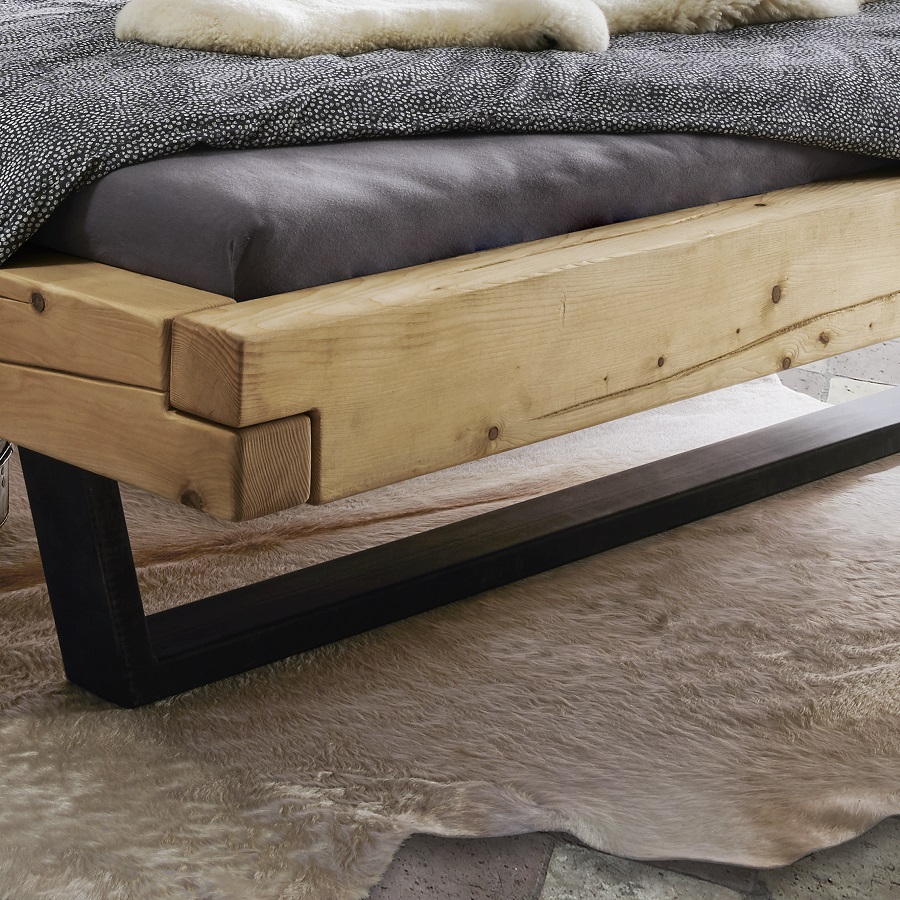Odin Snedker Bjælke Sengeramme med Gavl og Metalben i Massiv FSC Grantræ fra Organic Sleep - Billede 4